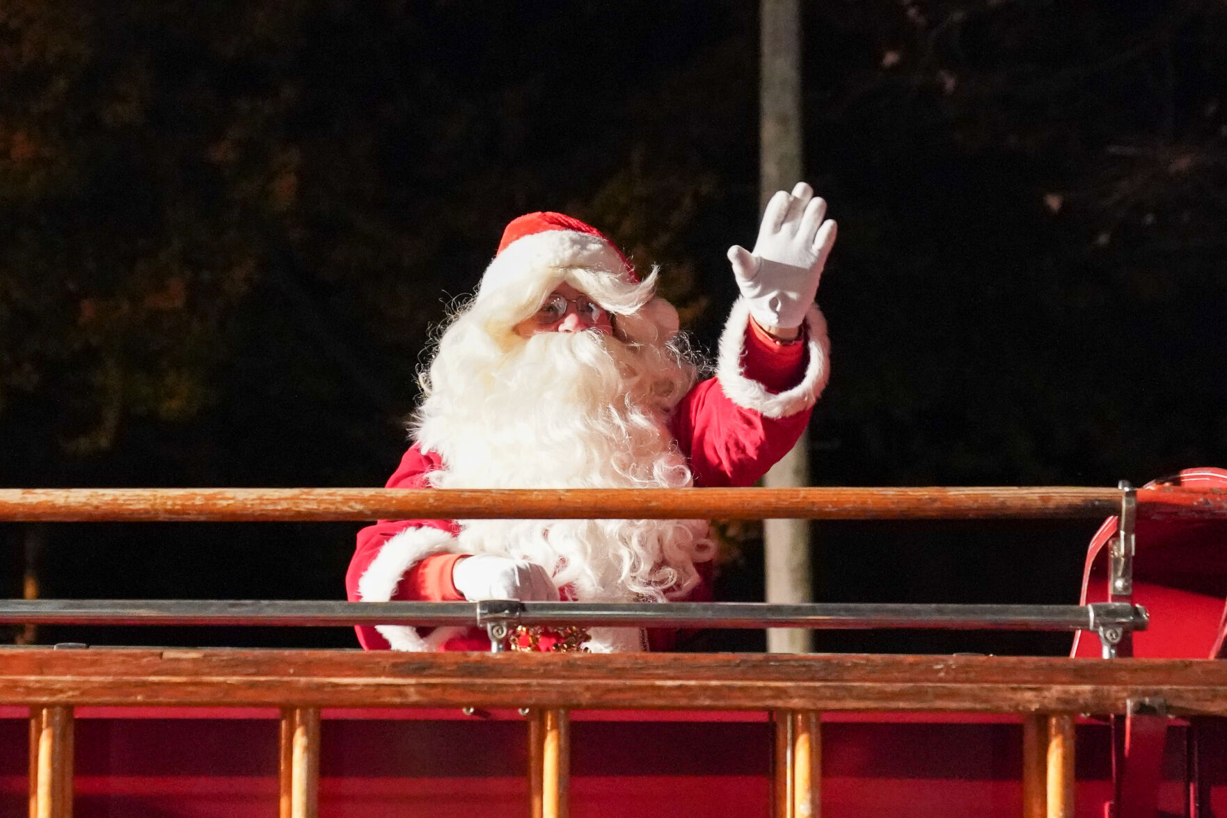 akronchristmastree112621-8.jpg